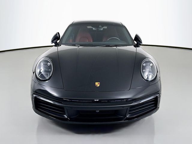 2021 Porsche 911 Carrera