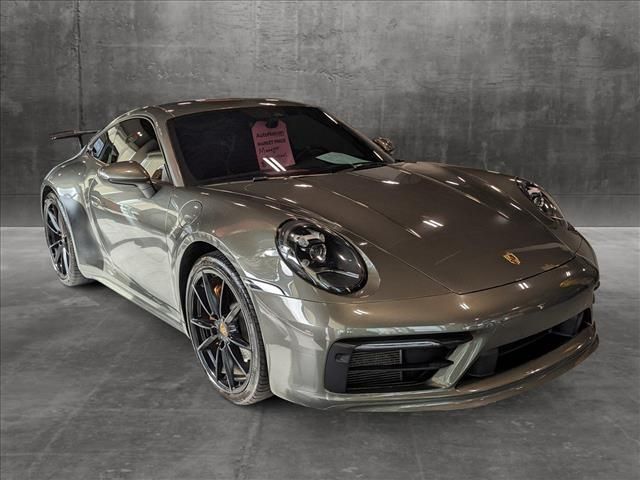 2021 Porsche 911 Carrera