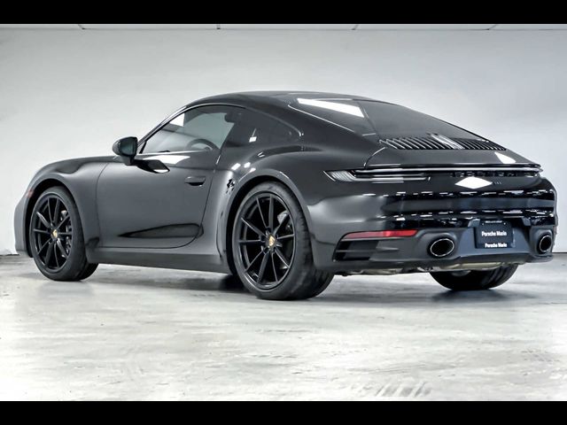 2021 Porsche 911 Carrera