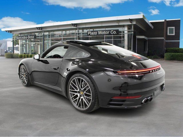 2021 Porsche 911 Carrera