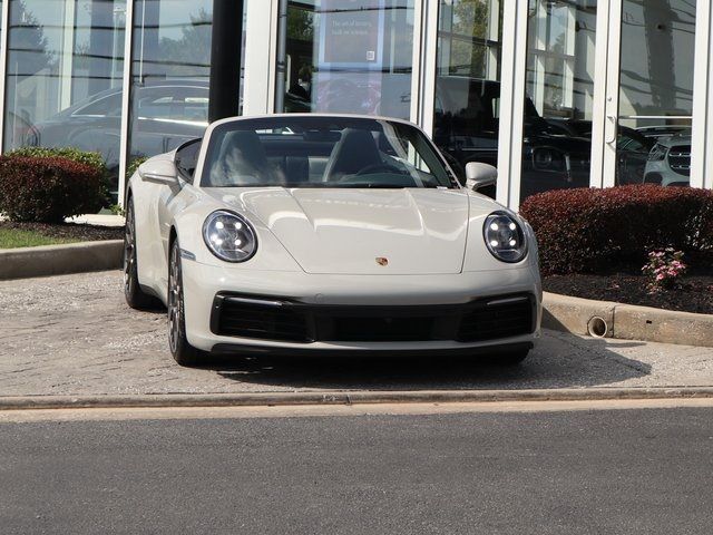 2021 Porsche 911 Carrera