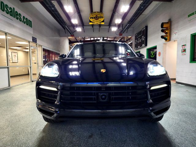 2021 Porsche Cayenne Base