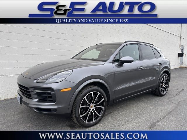 2021 Porsche Cayenne Base