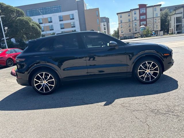 2021 Porsche Cayenne Base