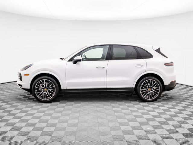 2021 Porsche Cayenne Base