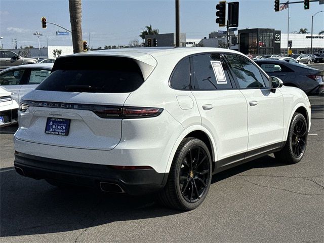 2021 Porsche Cayenne Base