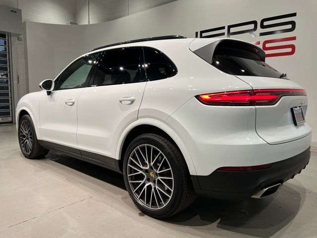 2021 Porsche Cayenne Base