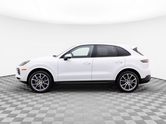 2021 Porsche Cayenne Base