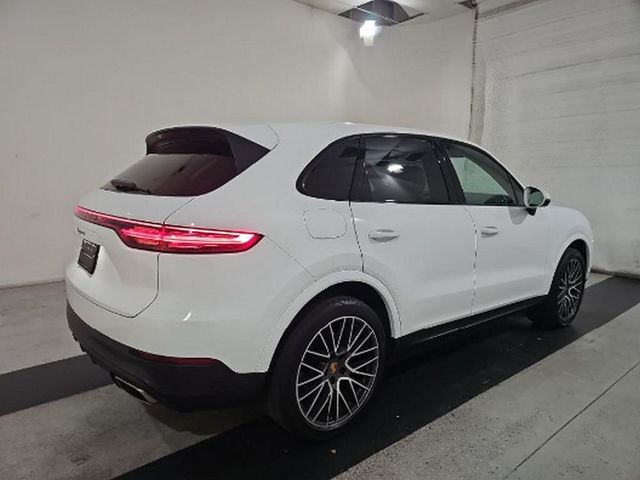 2021 Porsche Cayenne Base