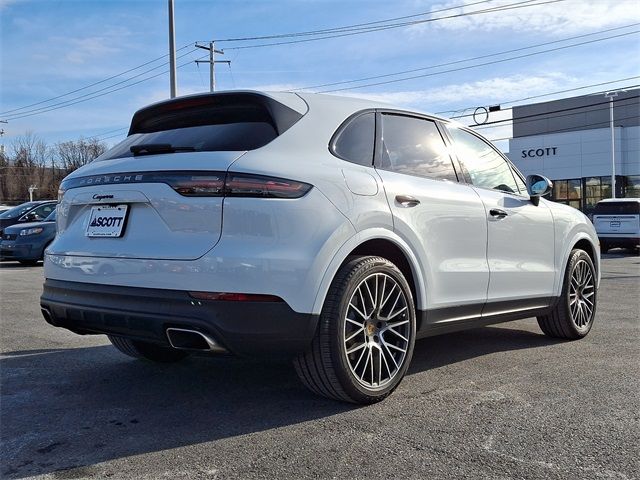 2021 Porsche Cayenne Base