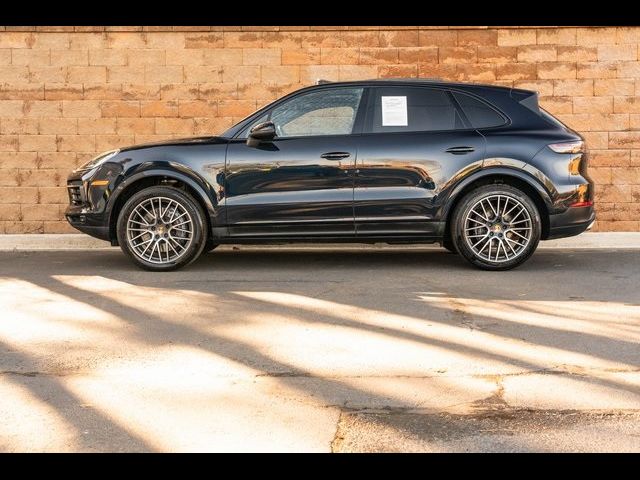 2021 Porsche Cayenne Base