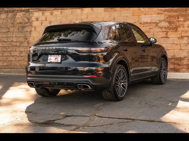 2021 Porsche Cayenne Base