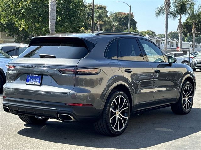 2021 Porsche Cayenne Base