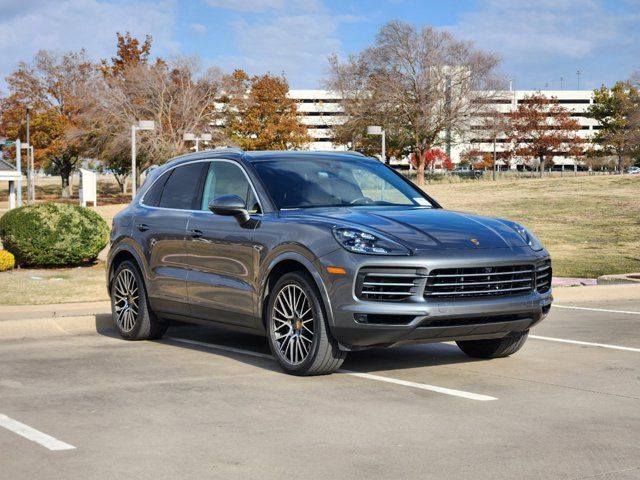 2021 Porsche Cayenne Base