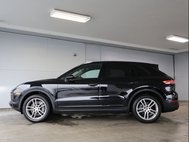 2021 Porsche Cayenne Base