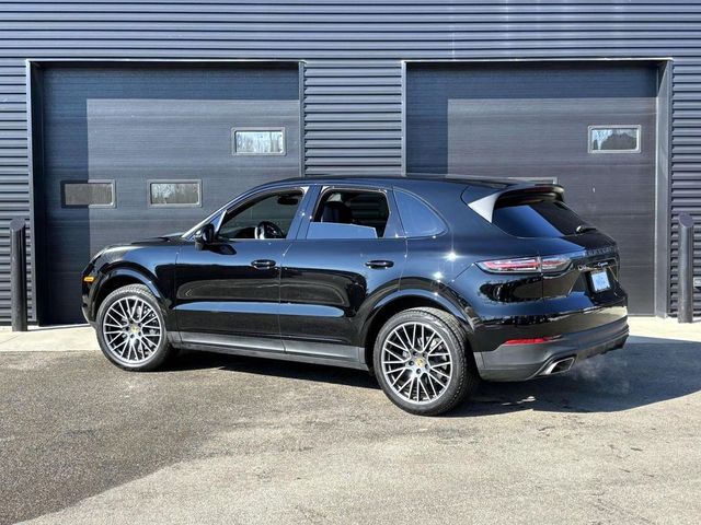 2021 Porsche Cayenne Base