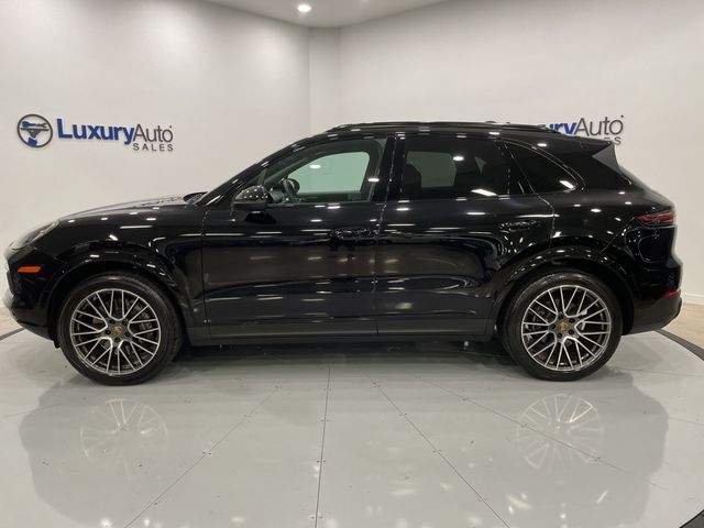 2021 Porsche Cayenne Base