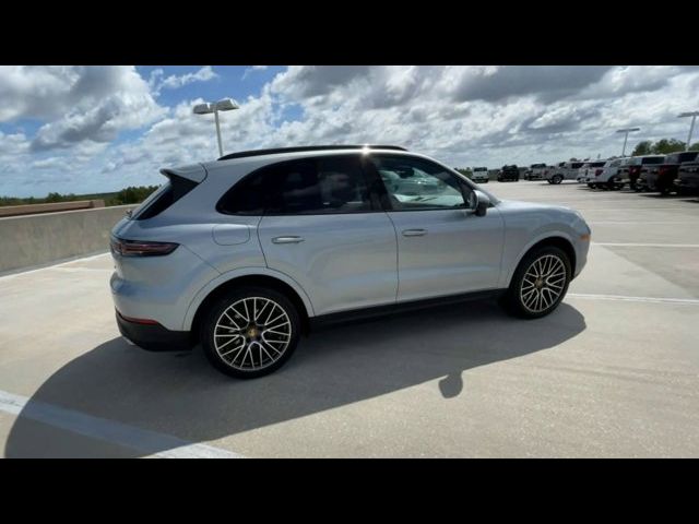 2021 Porsche Cayenne Base