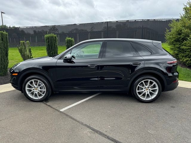 2021 Porsche Cayenne Base