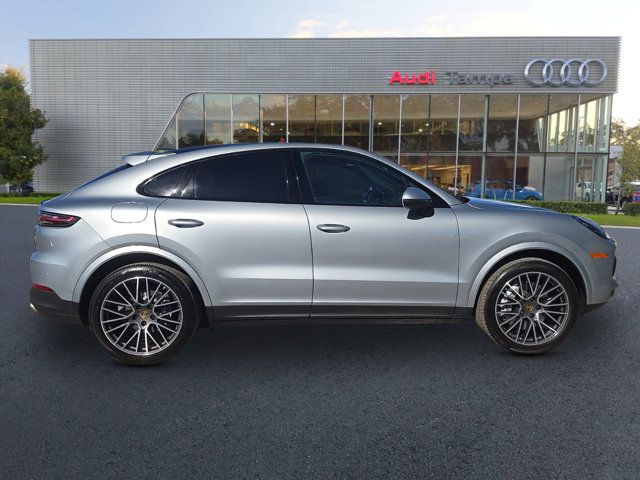 2021 Porsche Cayenne Base