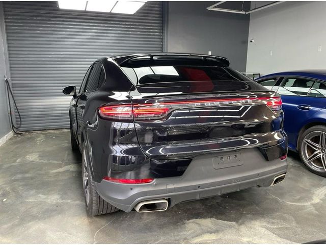 2021 Porsche Cayenne Base