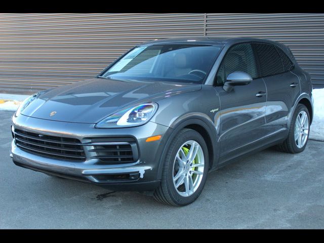 2021 Porsche Cayenne E-Hybrid Base