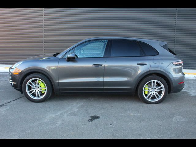 2021 Porsche Cayenne E-Hybrid Base