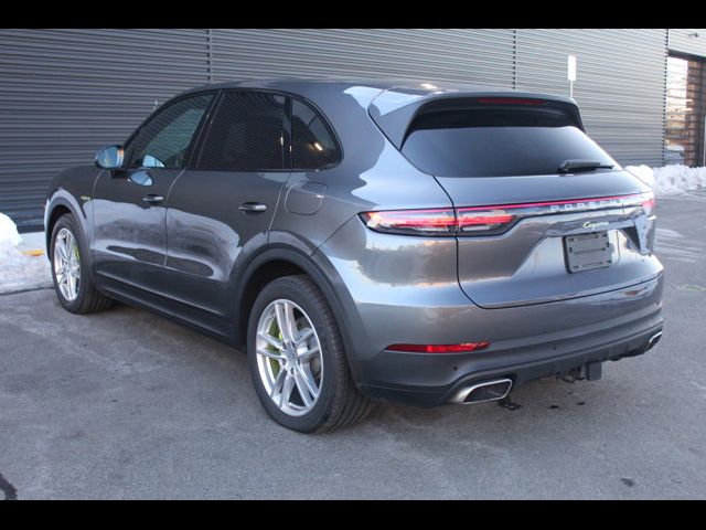 2021 Porsche Cayenne E-Hybrid Base