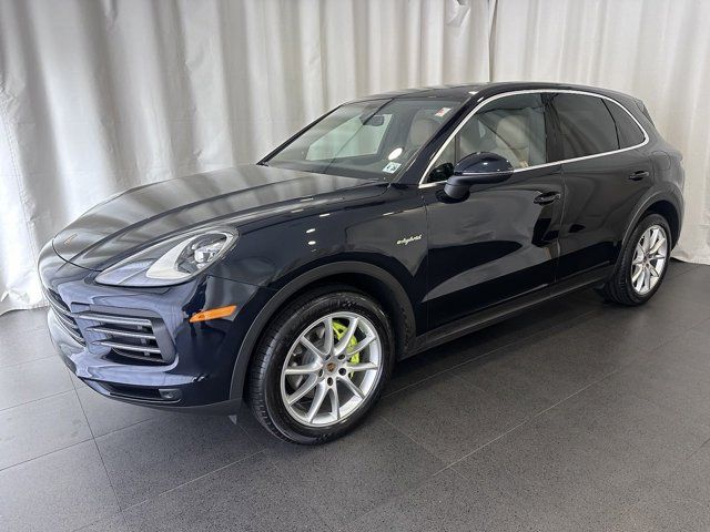 2021 Porsche Cayenne E-Hybrid Base