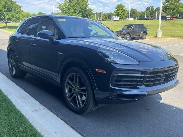 2021 Porsche Cayenne E-Hybrid Base