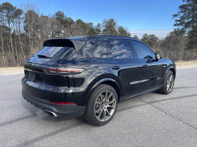 2021 Porsche Cayenne E-Hybrid Base