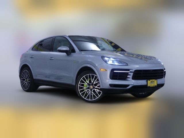 2021 Porsche Cayenne E-Hybrid Base