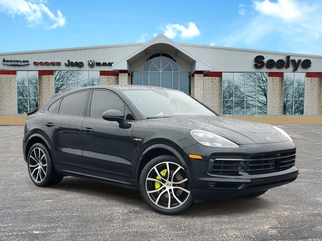 2021 Porsche Cayenne E-Hybrid Base