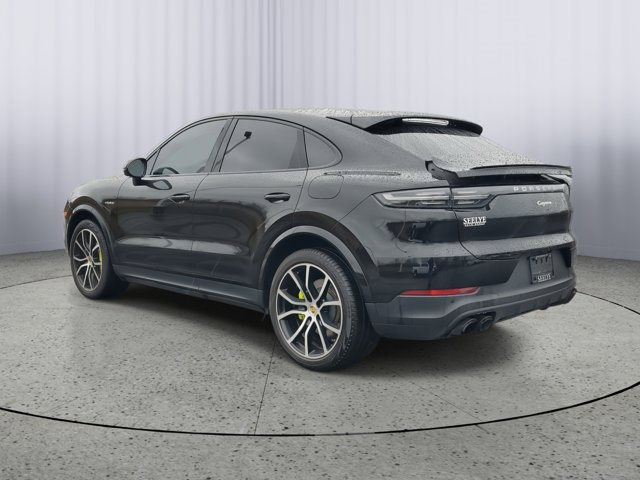 2021 Porsche Cayenne E-Hybrid Base