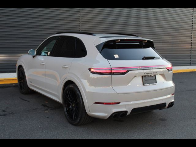 2021 Porsche Cayenne GTS