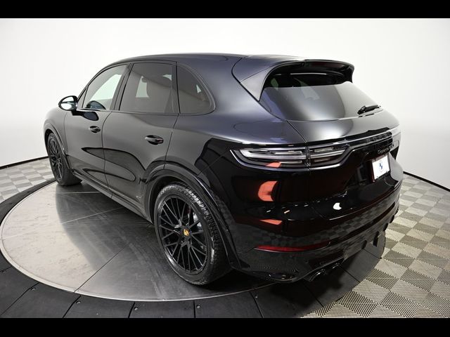 2021 Porsche Cayenne GTS