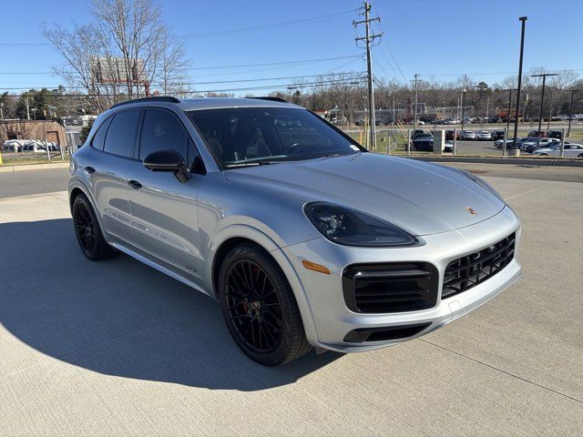 2021 Porsche Cayenne GTS