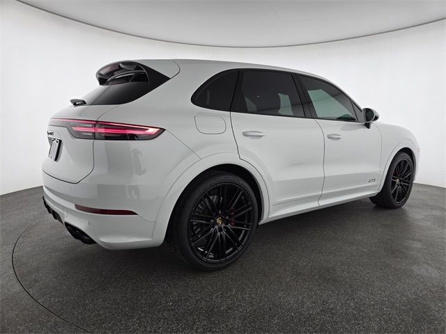 2021 Porsche Cayenne GTS