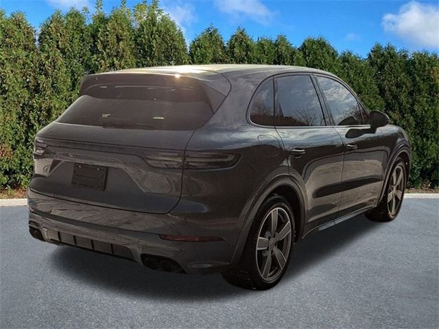 2021 Porsche Cayenne GTS