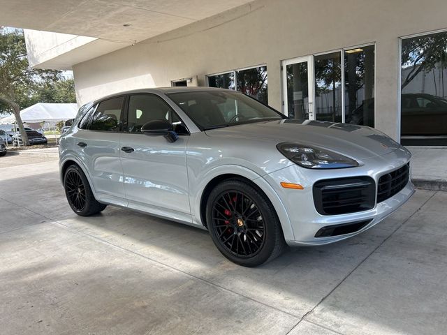 2021 Porsche Cayenne GTS