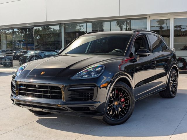 2021 Porsche Cayenne GTS