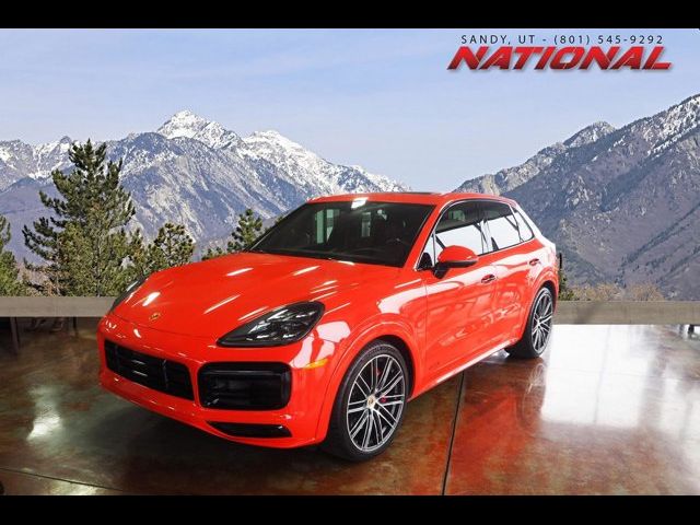 2021 Porsche Cayenne GTS