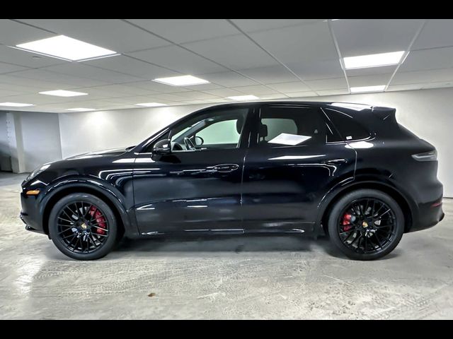 2021 Porsche Cayenne GTS