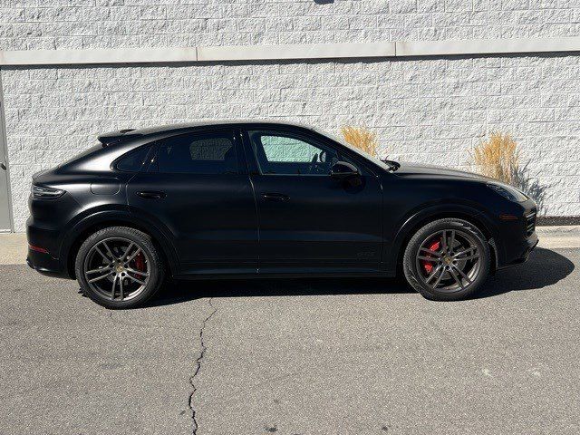 2021 Porsche Cayenne GTS