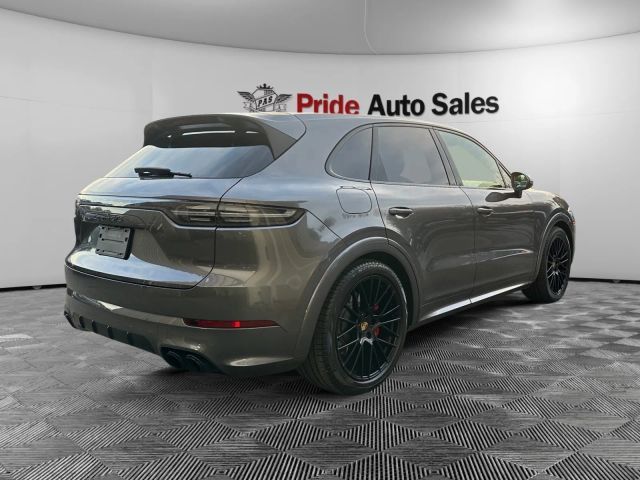 2021 Porsche Cayenne GTS