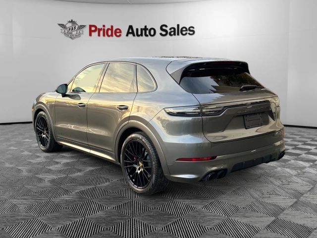2021 Porsche Cayenne GTS