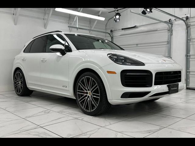 2021 Porsche Cayenne GTS