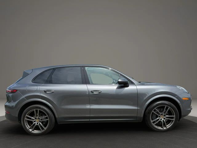 2021 Porsche Cayenne Base