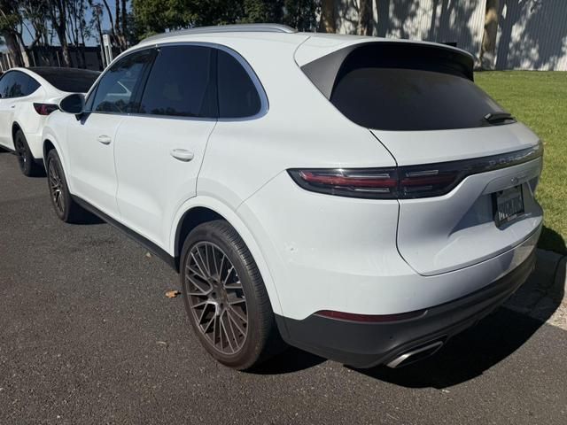 2021 Porsche Cayenne Base