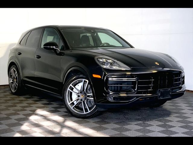 2021 Porsche Cayenne Turbo